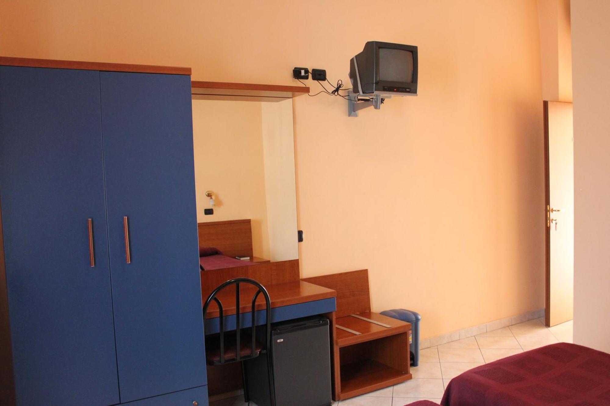 Hotel Legnano Exterior foto